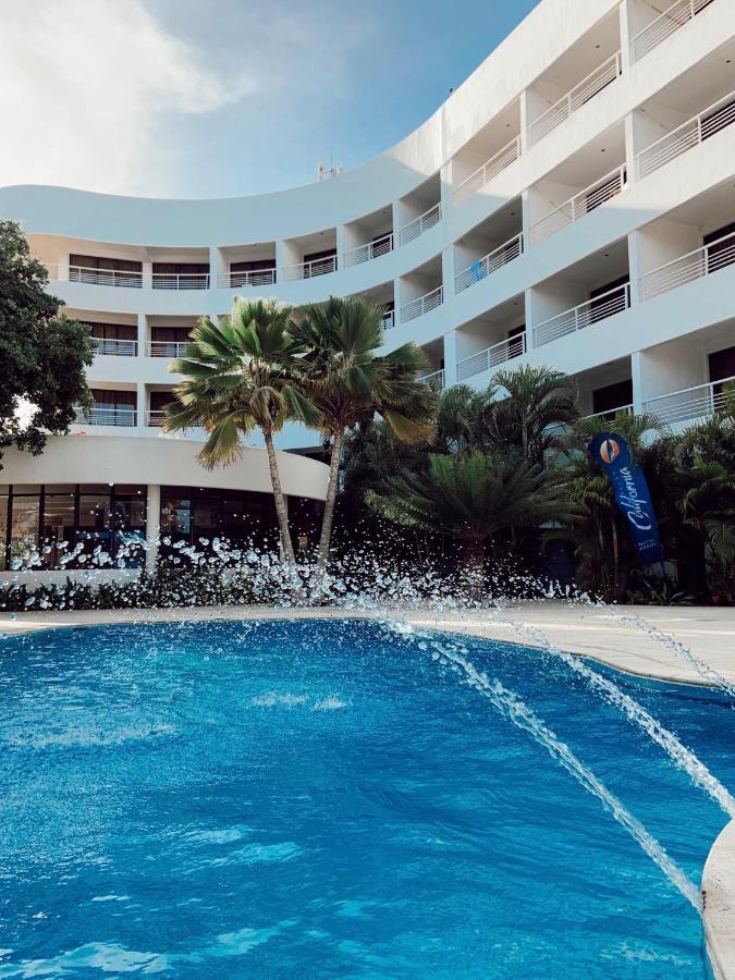 Hotel California Playa เอล ยาค ภายนอก รูปภาพ