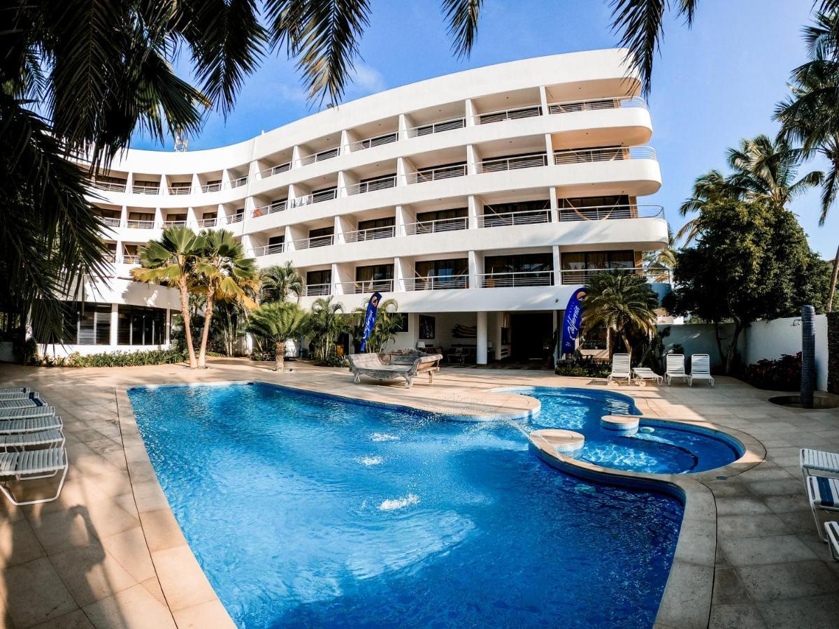 Hotel California Playa เอล ยาค ภายนอก รูปภาพ